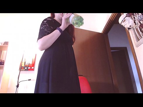 ❤️ Yon esklav soumèt ki renmen kilòt sal ak apetisan oblije masturbe apre li fin gade videyo sa a! Videyo pònografi nan nou ❌️